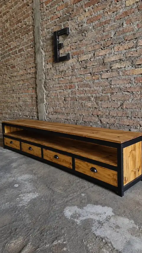 Miniatura: Bajo de TV